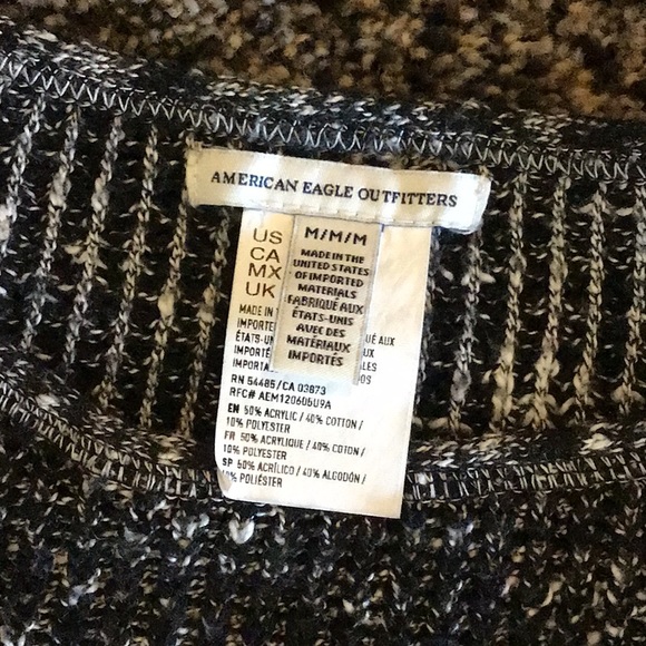 Sweaters - Picture 4 of 8